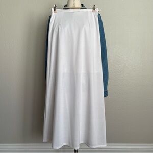 Size XS East-West White Flowy Silky Maxi Skirt   In excellent Pre-owned conditio